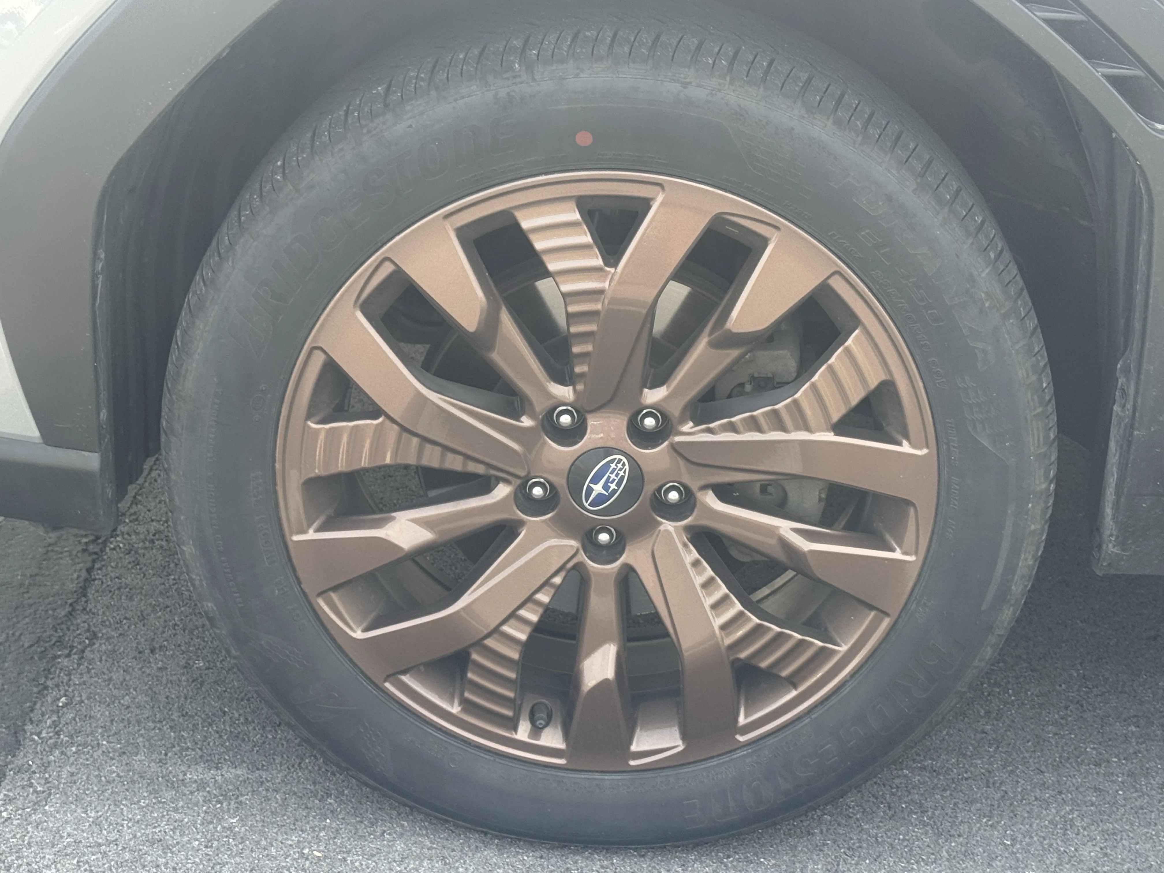 Used 2025 River Rock Pearl Subaru Sport image 5