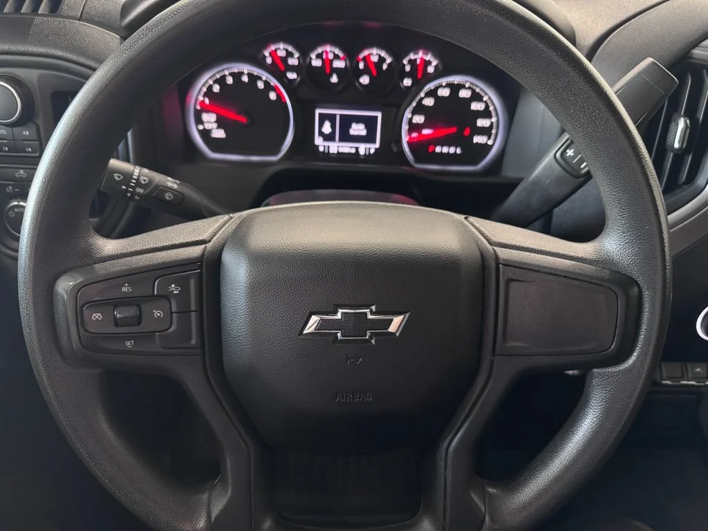 2023 Chevrolet Silverado 1500 Custom - Photo 14
