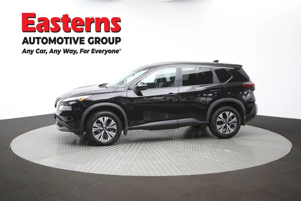 Used 2022 Black Nissan SV image 57
