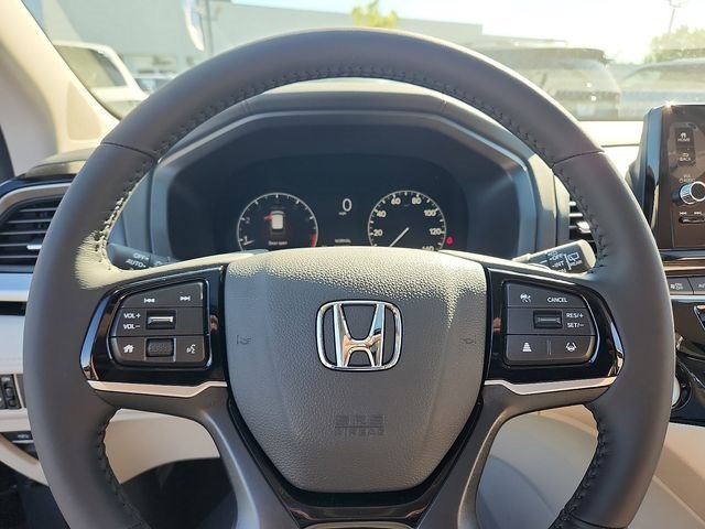 New 2026 Smoke Blue Pearl Honda Touring image 19