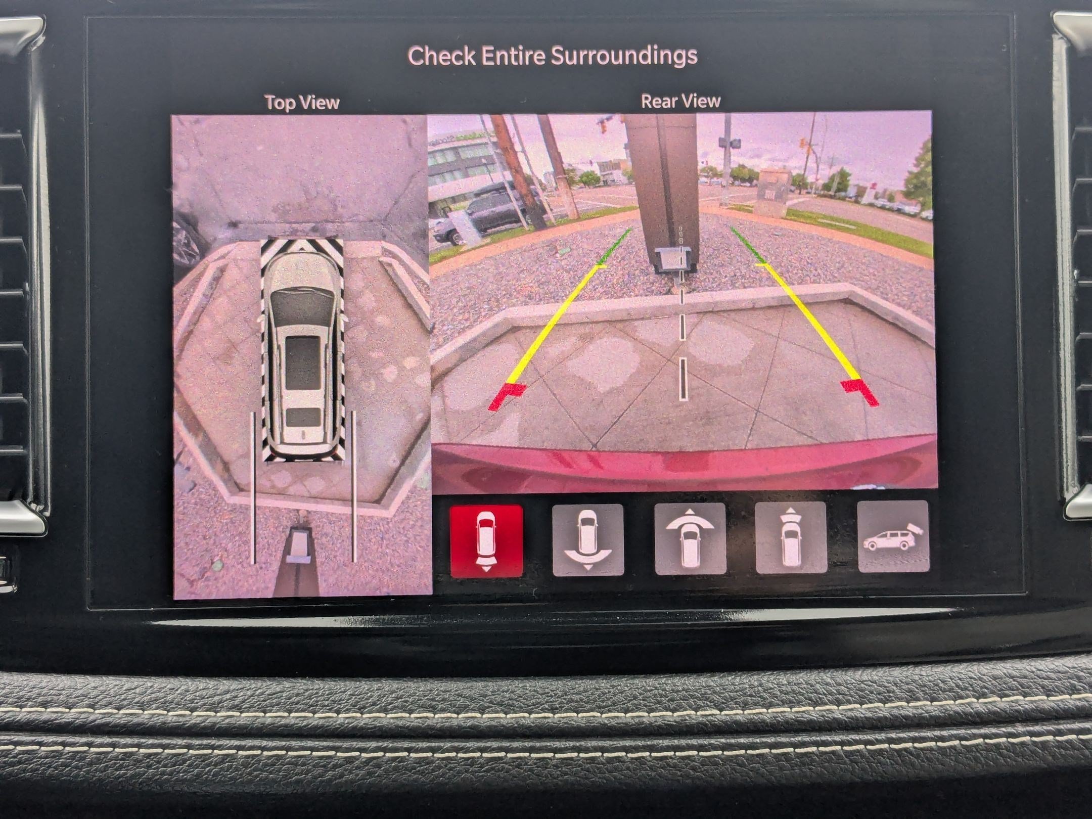 Used 2021 Velvet Red Pearlcoat Chrysler Limited image 22