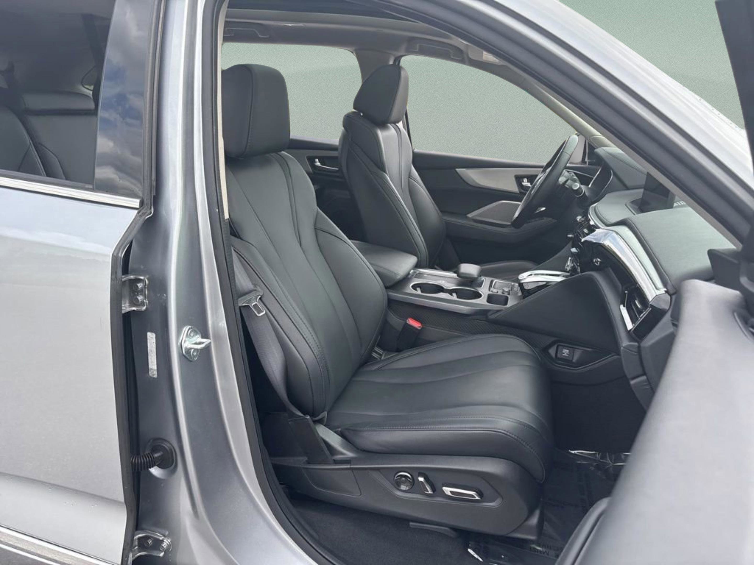 Used 2023 Silver Acura Standard image 44