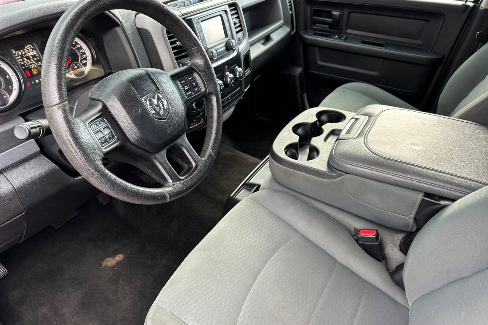 Used 2016 White Ram Express image 9