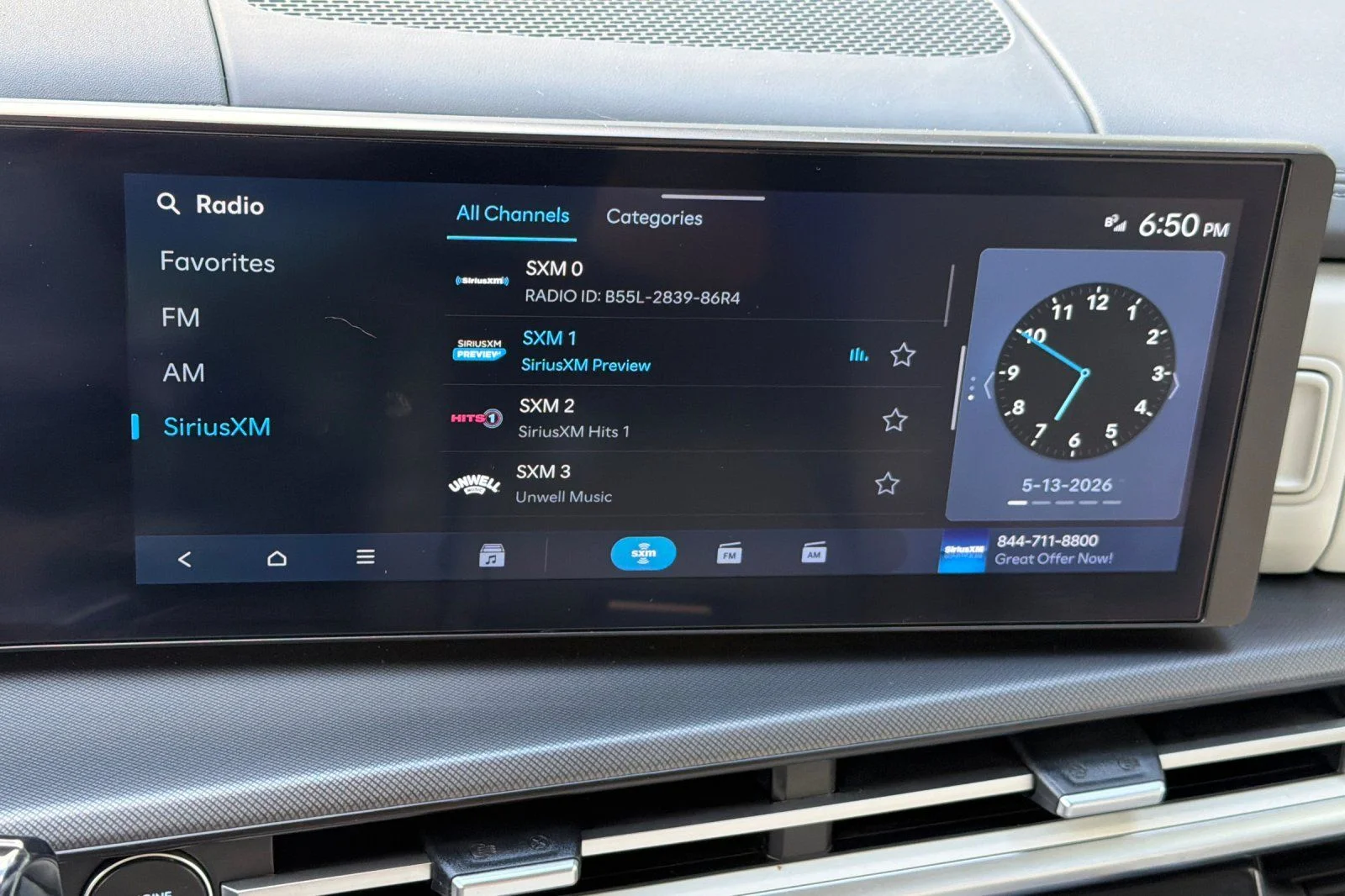 Used 2024 Green Hyundai SEL image 20
