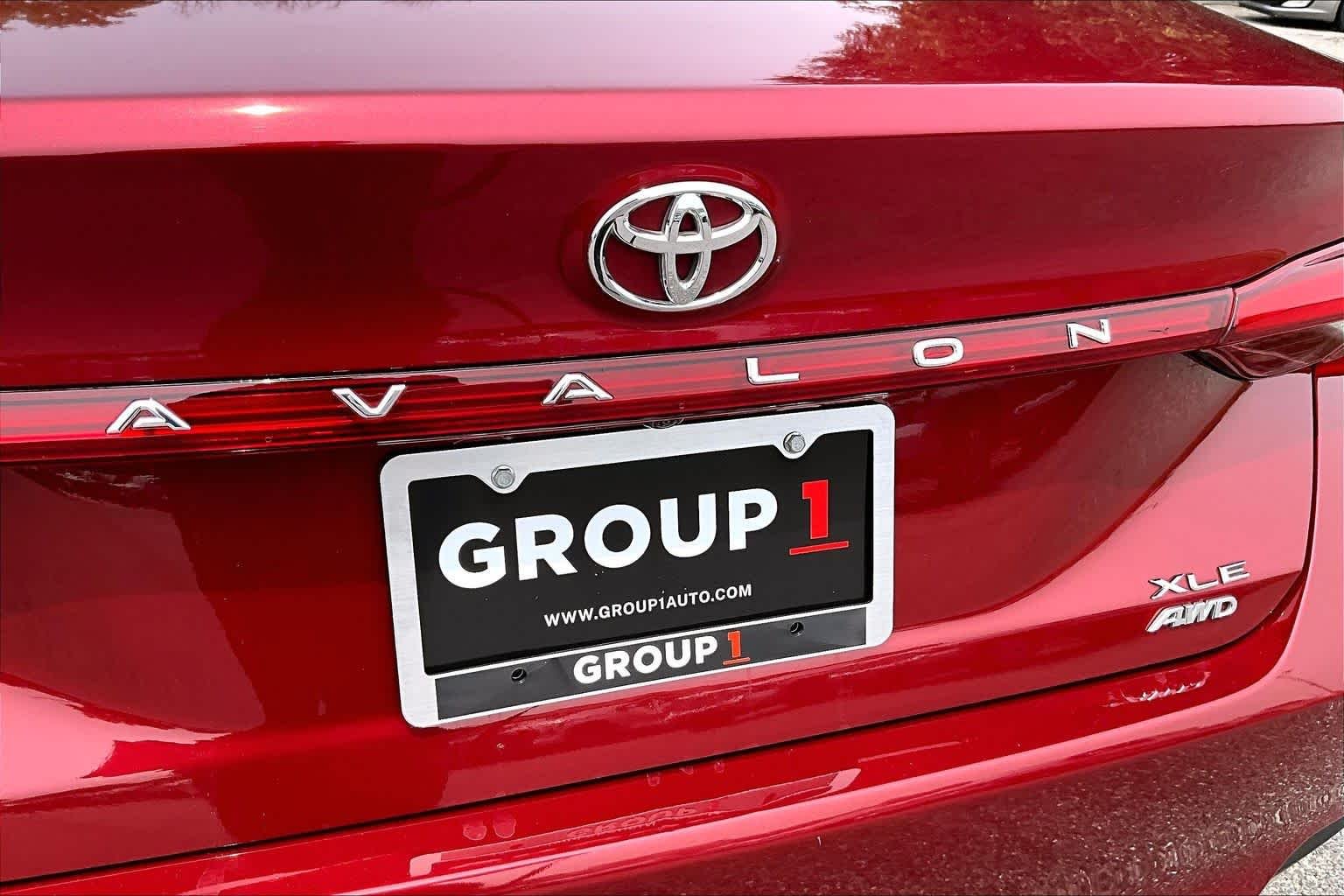 Used 2021 Ruby Flare Pearl Toyota XLE image 31