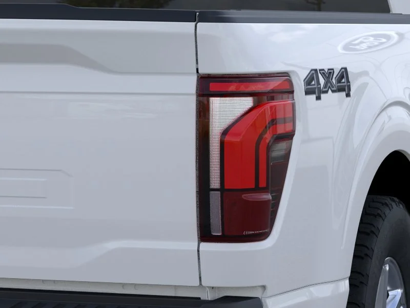 New 2026 Oxford White Ford Lariat® image 21