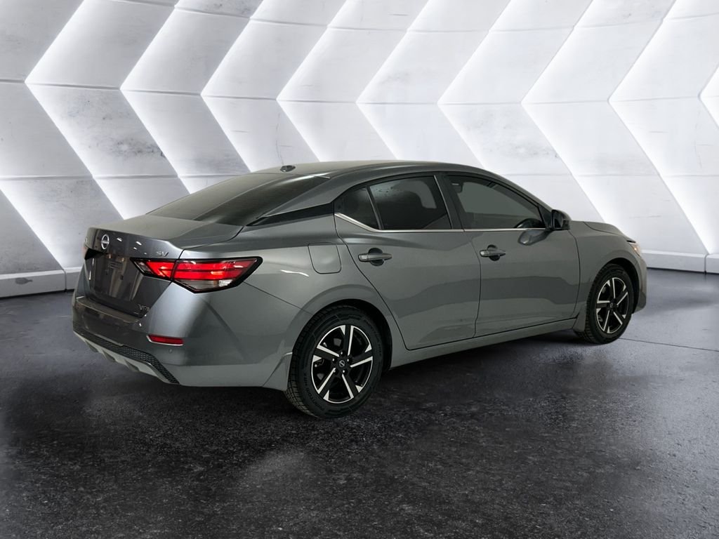 Used 2024 Gray Nissan SV image 4
