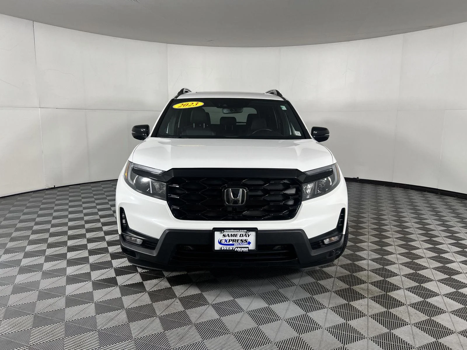 Used 2023 Platinum White Pearl Honda Elite image 29