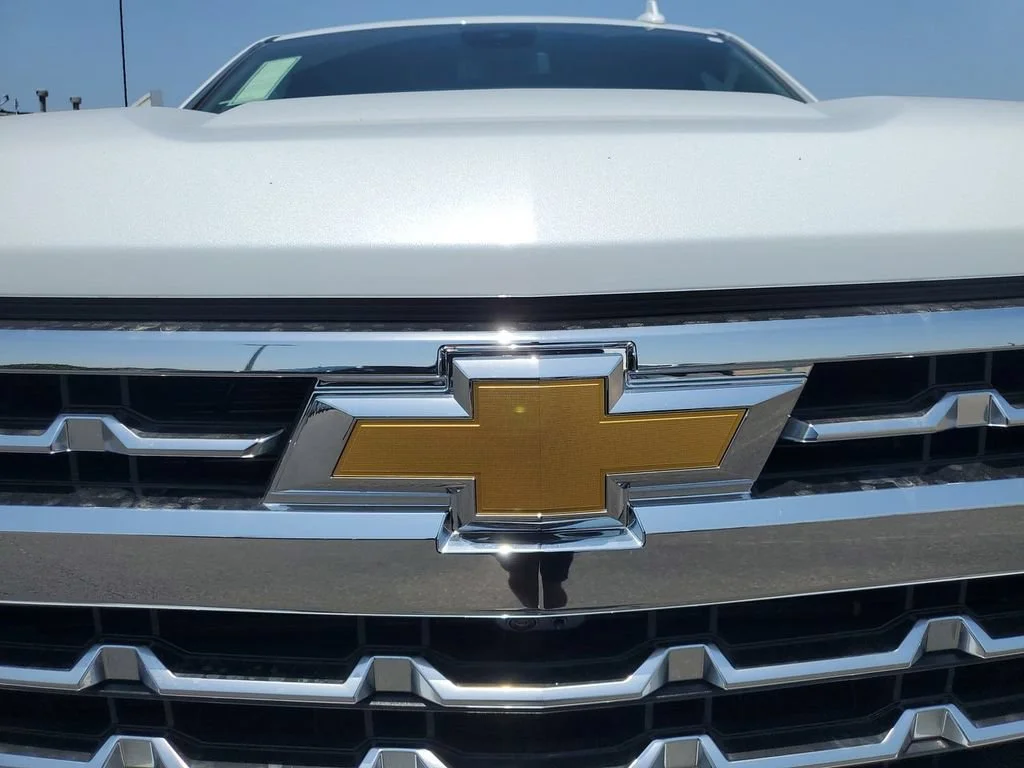 New 2026 Polar White Tricoat Chevrolet LTZ image 36