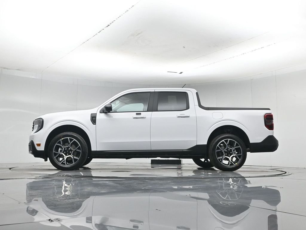 New 2026 Oxford White Ford Lariat image 7