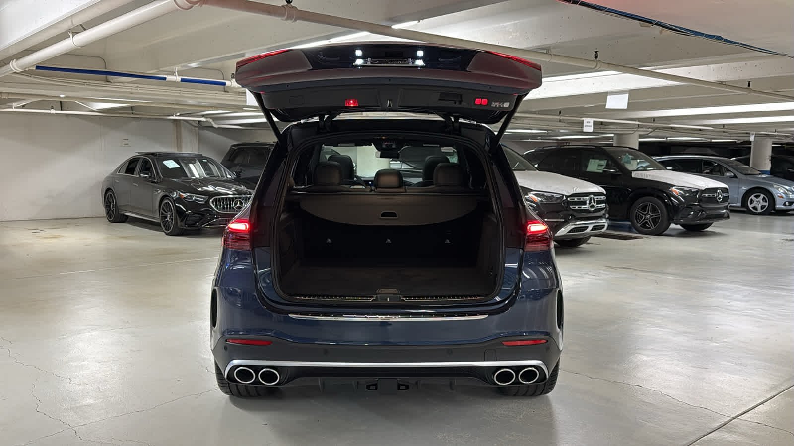 New 2026 Twilight Blue Metallic Mercedes-Benz AMG® GLE 53 image 7