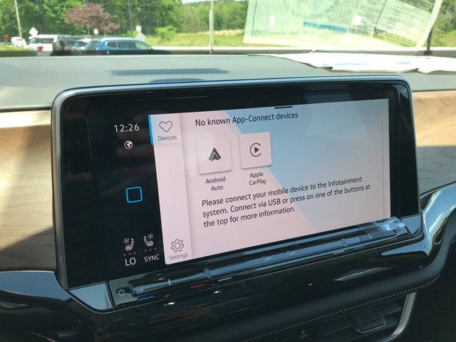 New 2026 Deep Black Pearl Volkswagen 2.0T SE w/Technology image 19