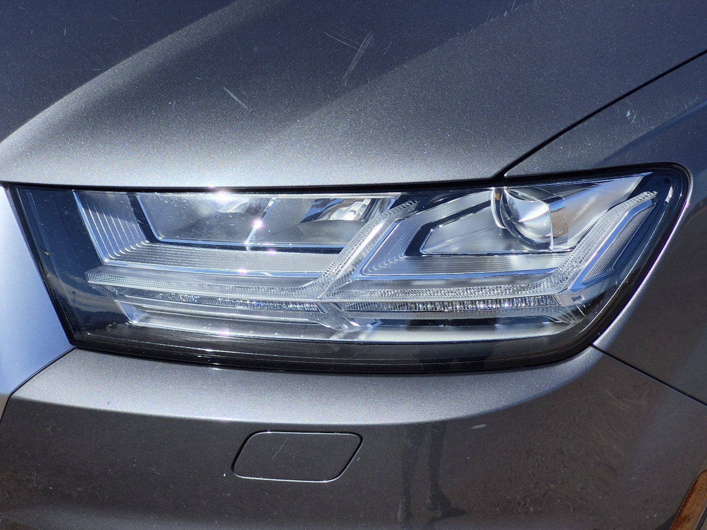 Used 2019 Gray Metallic Audi Premium Plus image 9