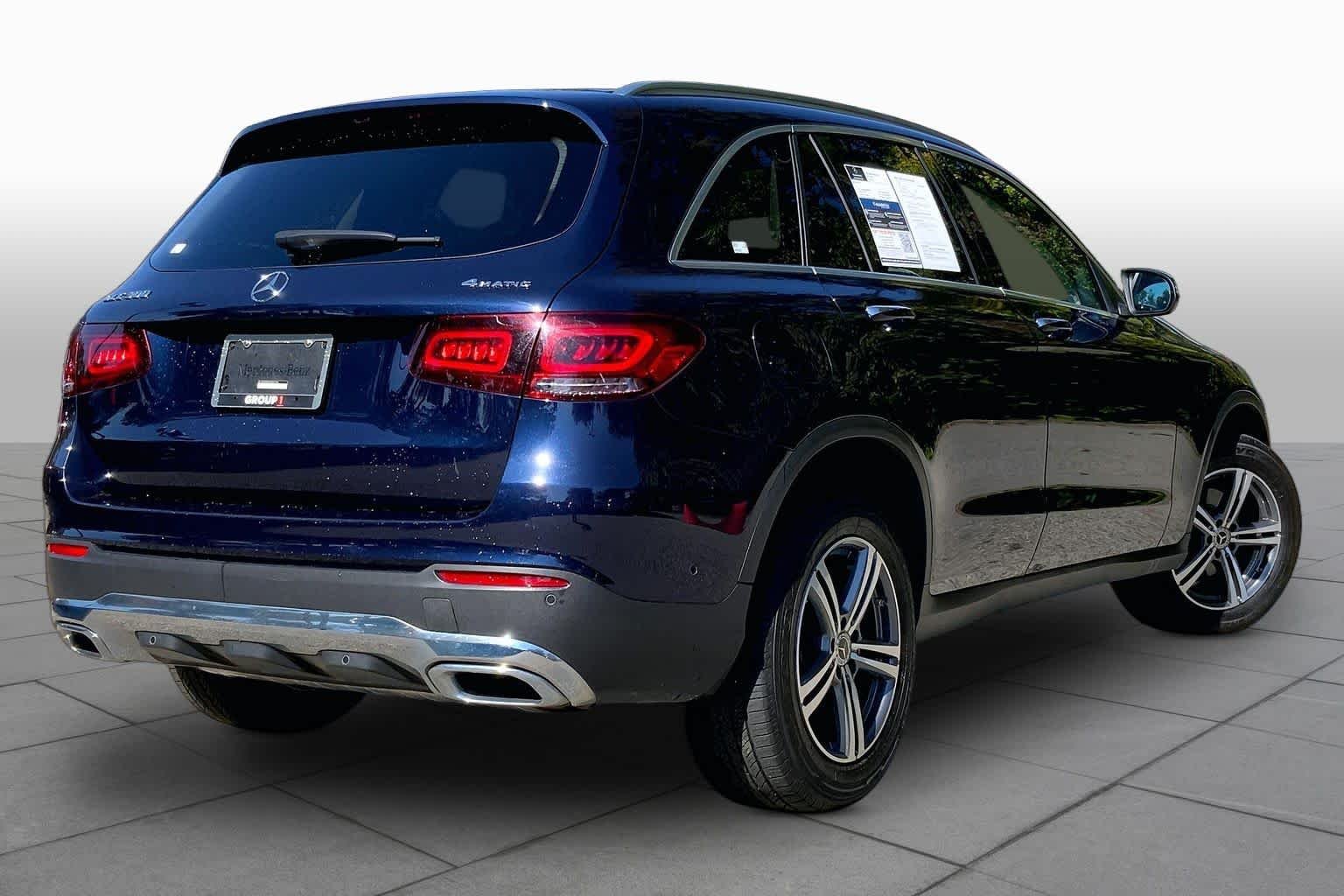 Used 2022 Lunar Blue Metallic Mercedes-Benz GLC 300 image 13