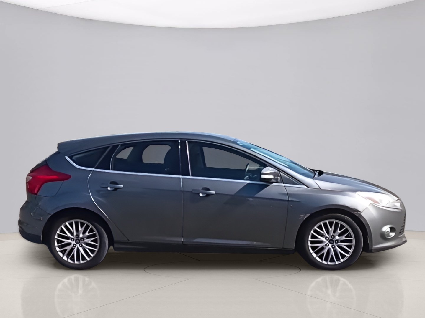 Used 2012 Gray Ford SEL image 6