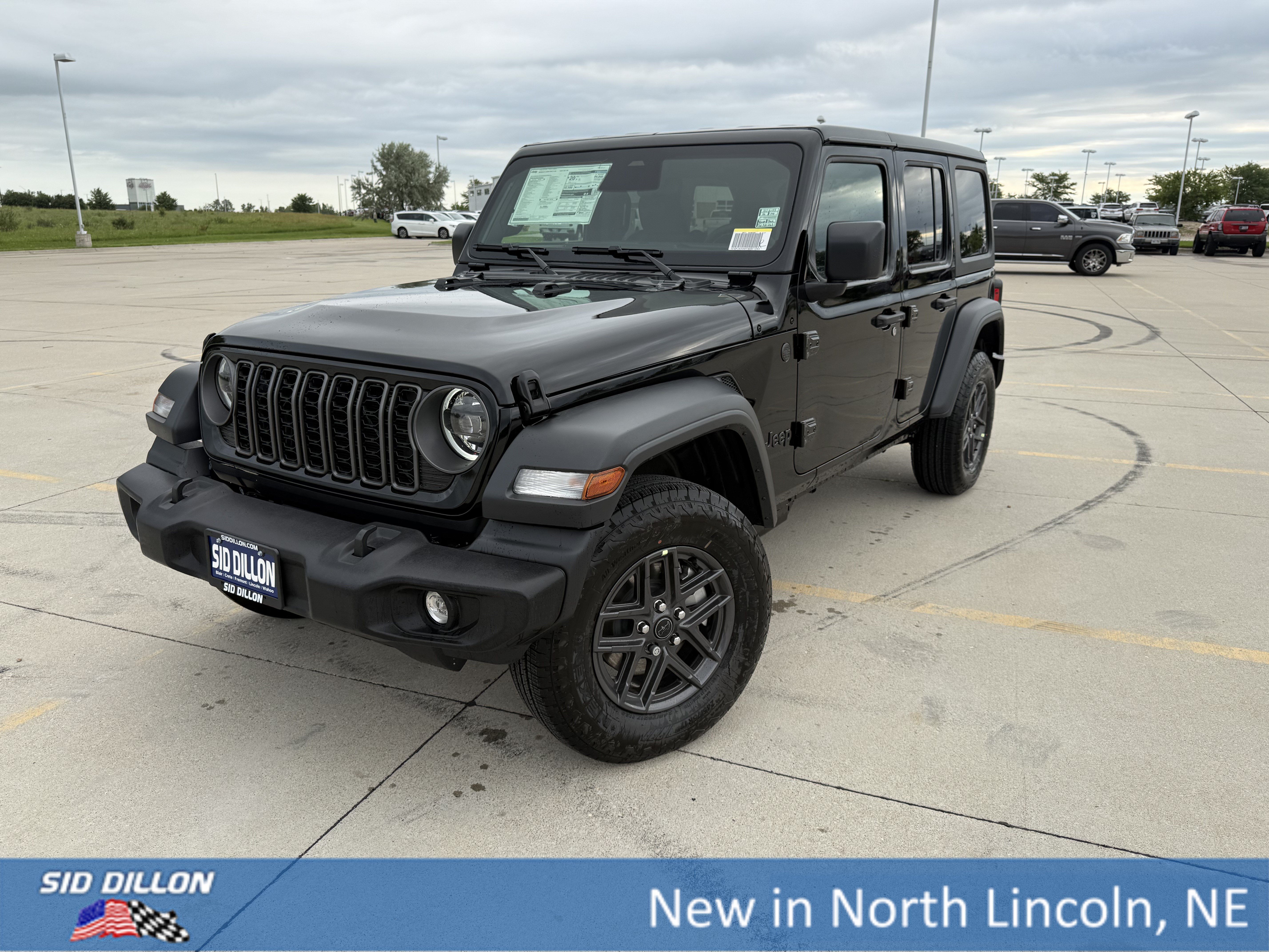 New 2026 Black Clear-Coat Exterior Paint Jeep Sport S image 1