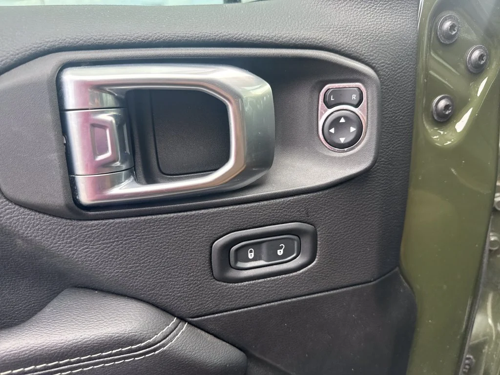 Certified Used 2022 Green Jeep Rubicon image 20