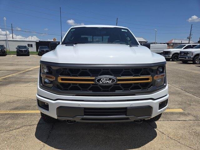 New 2026 Oxford White Ford Tremor® image 8