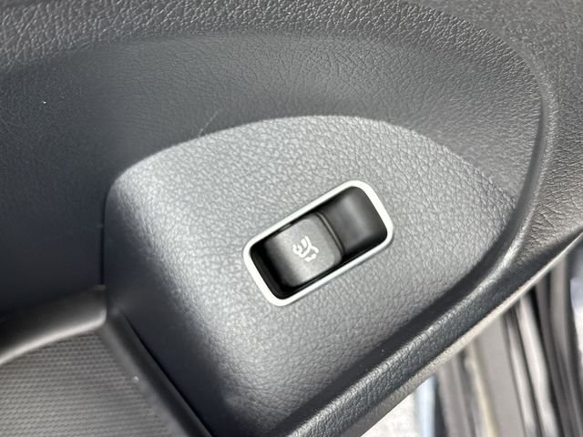 Used 2025 Black Mercedes-Benz GLE 580 image 45