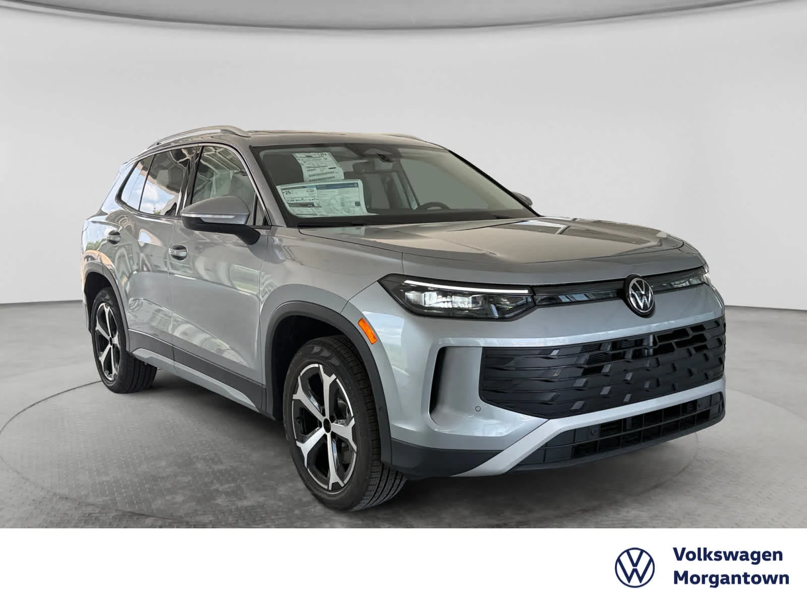 New 2026 Pyrite Silver Metallic Volkswagen SE image 3