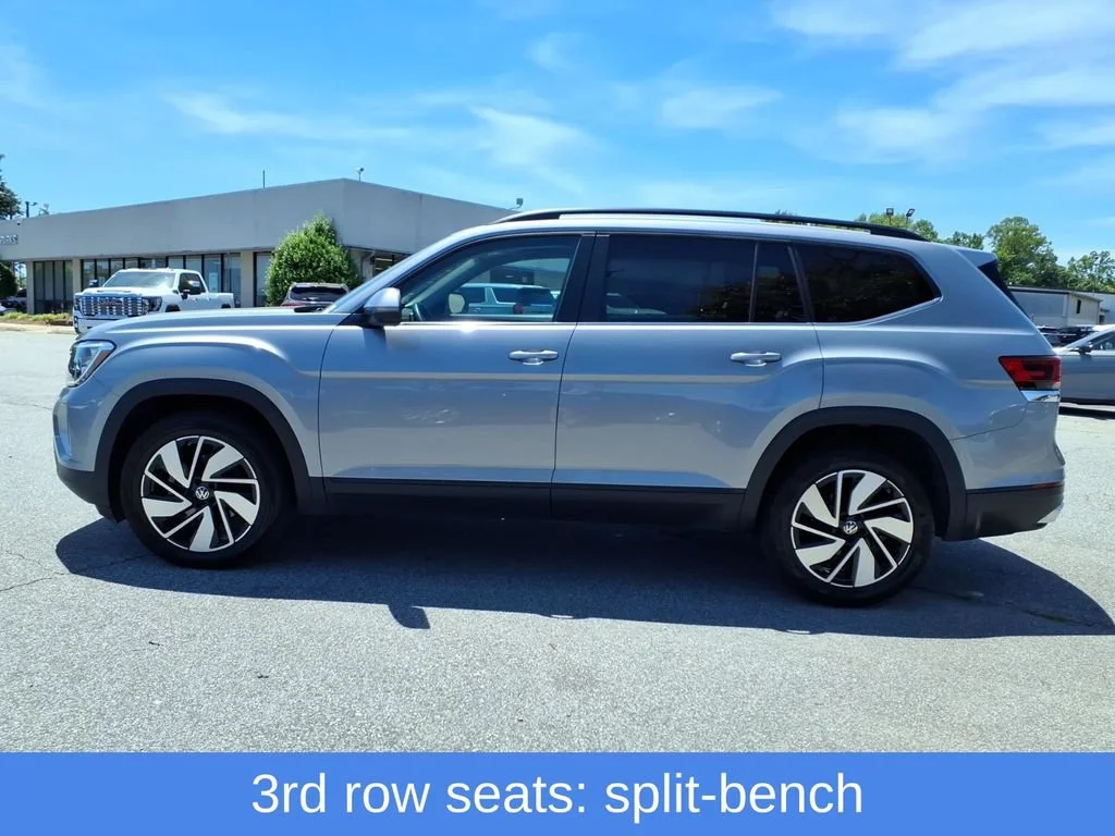 Certified Used 2024  Volkswagen 2.0T SE w/Technology image 28