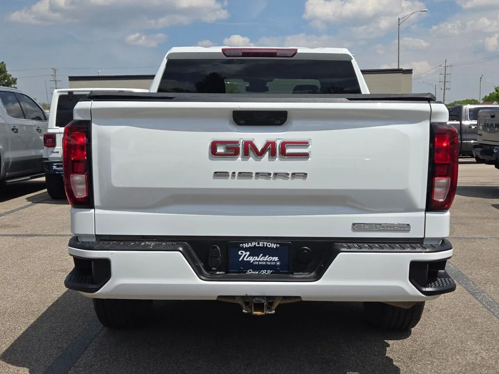 Used 2024 White GMC Elevation image 14