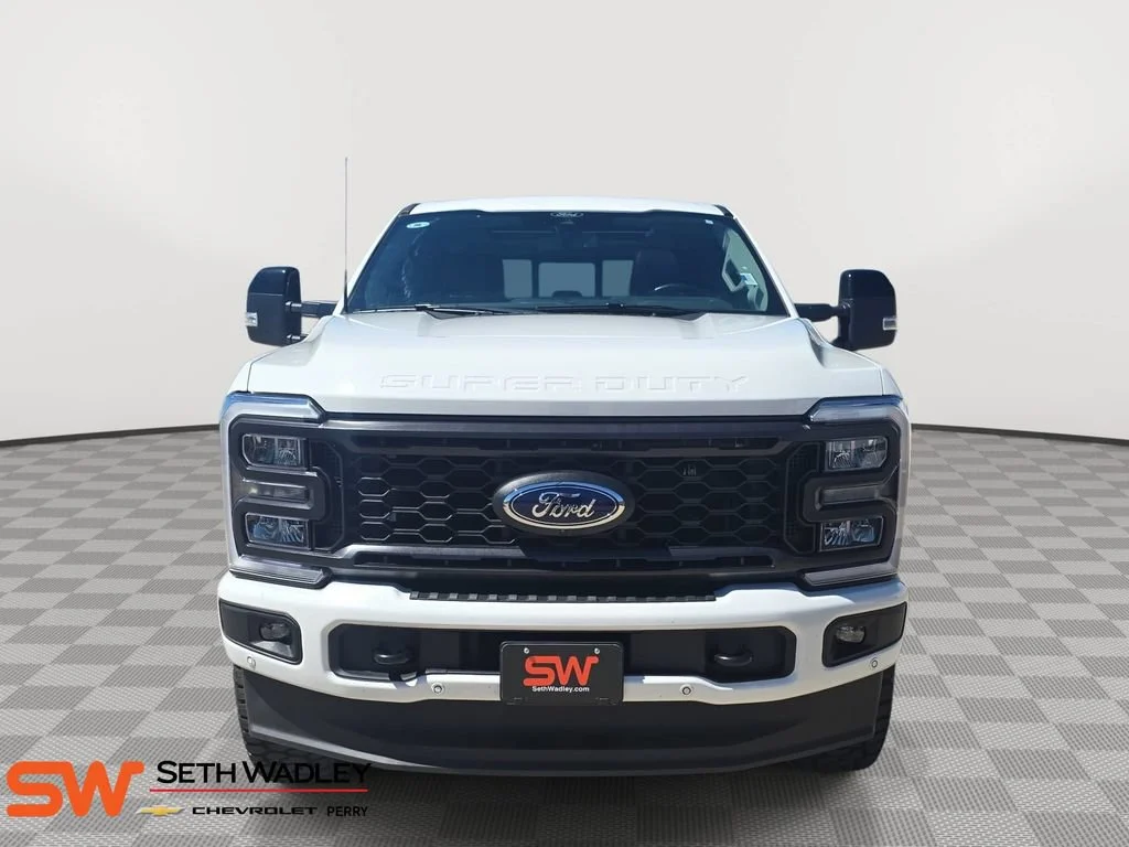 Used 2024 White Ford LARIAT image 2