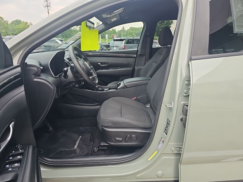 Used 2022 Green Hyundai SEL image 9