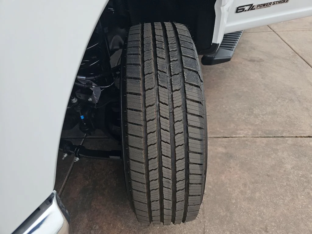 New 2026 Oxford White Ford F-250® XL image 34