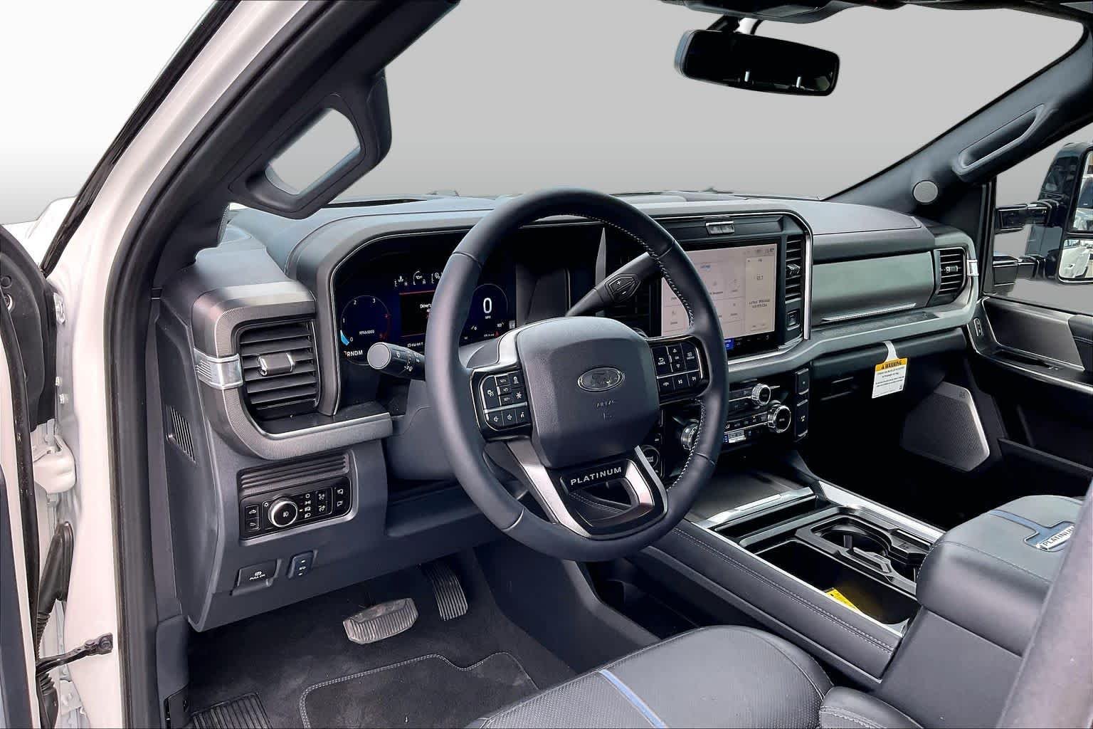New 2026 Star White Metallic Tri-Coat Ford F-350® Platinum® image 6