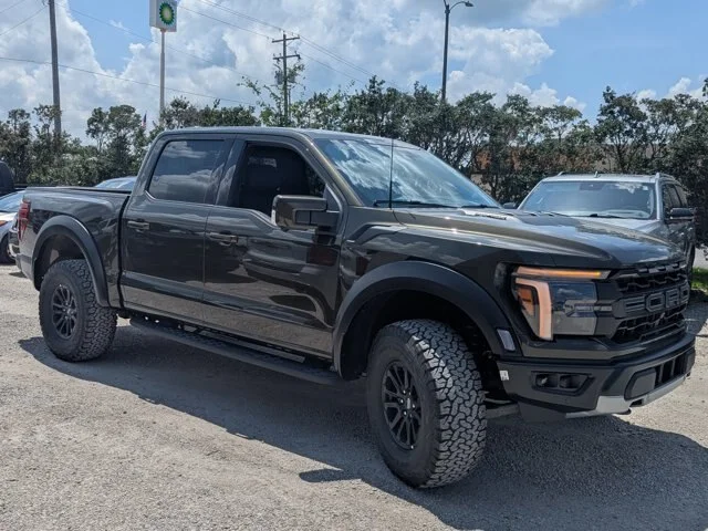 New 2026 Shelter Green Ford Raptor® image 27