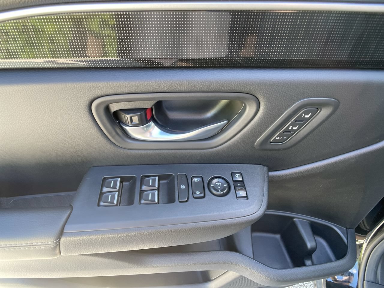 2025 Honda Pilot Elite - Photo 13