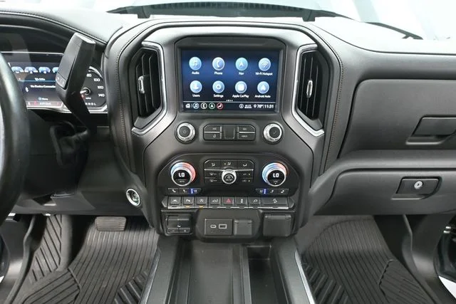 Used 2020 Gray GMC AT4 image 28