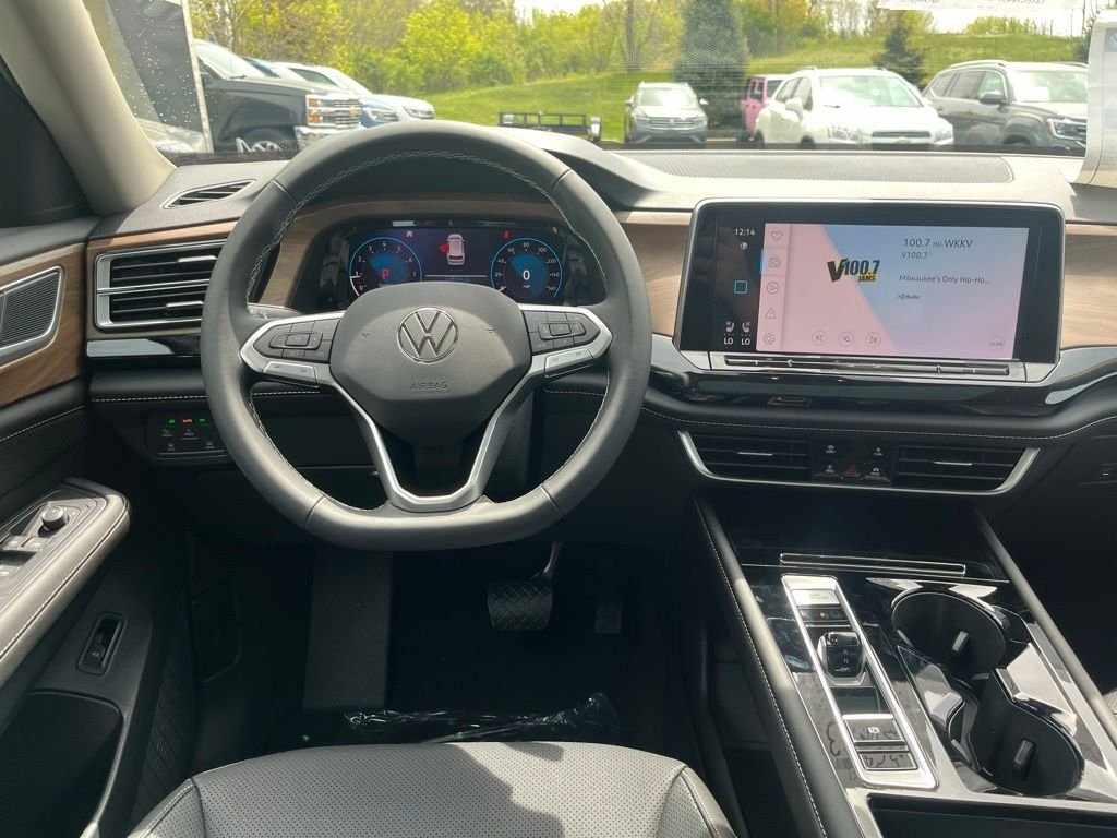 New 2026 Gray Volkswagen 2.0T SE w/Technology image 18