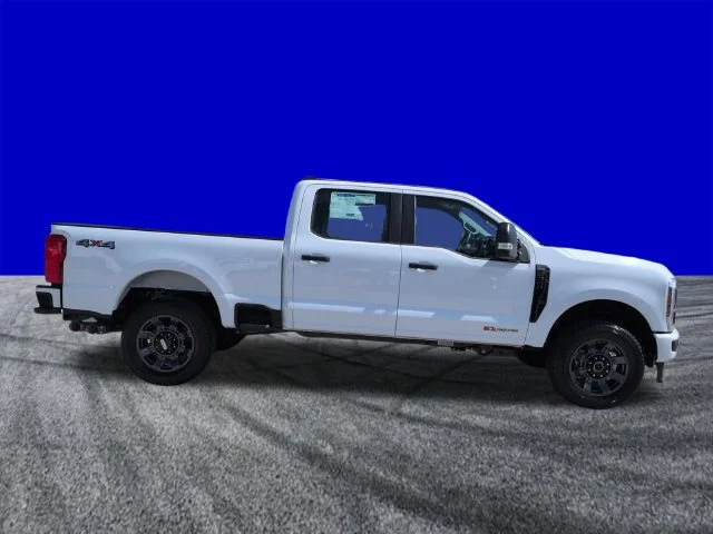 New 2027 White Ford XL image 3