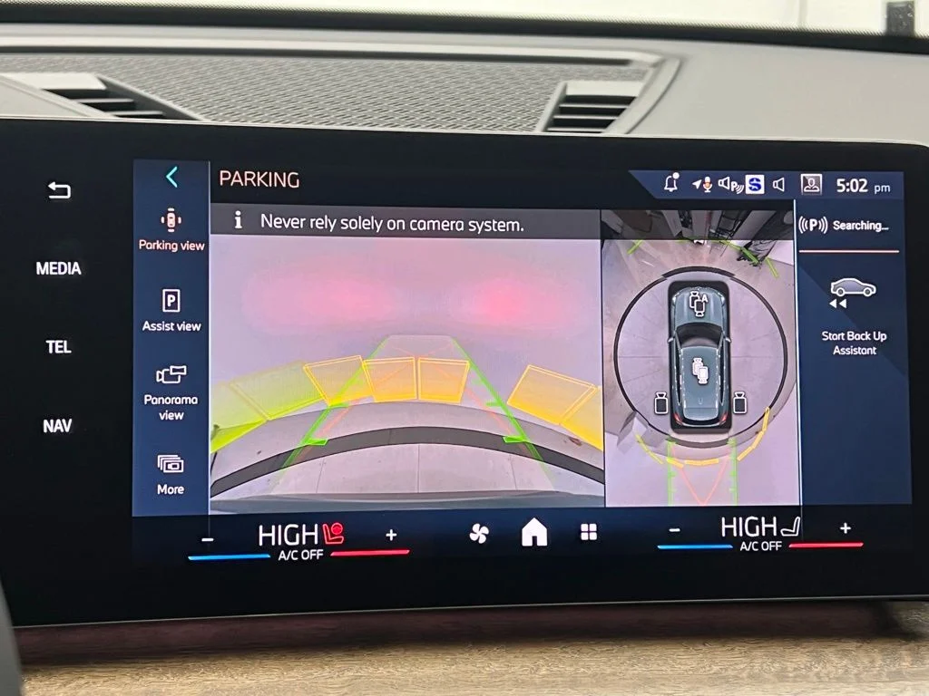 Used 2026 Cape York Green Metallic BMW xDrive28i image 14