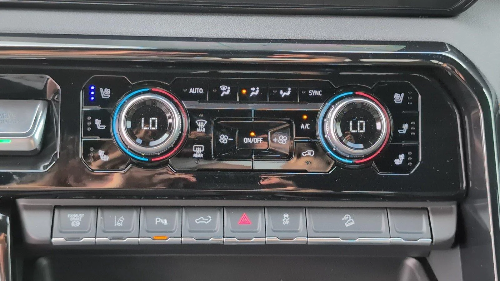 New 2026 Onyx Black GMC AT4 image 24
