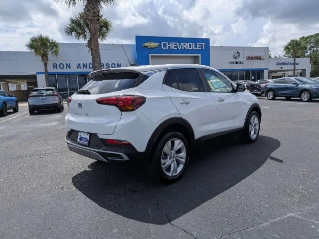 New 2026 Summit White Buick Preferred image 3