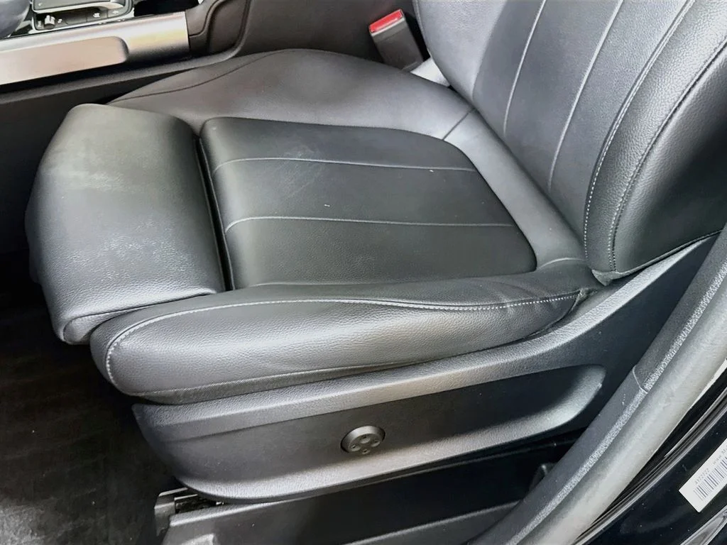 Used 2023 Night Black Mercedes-Benz GLB 250 image 23