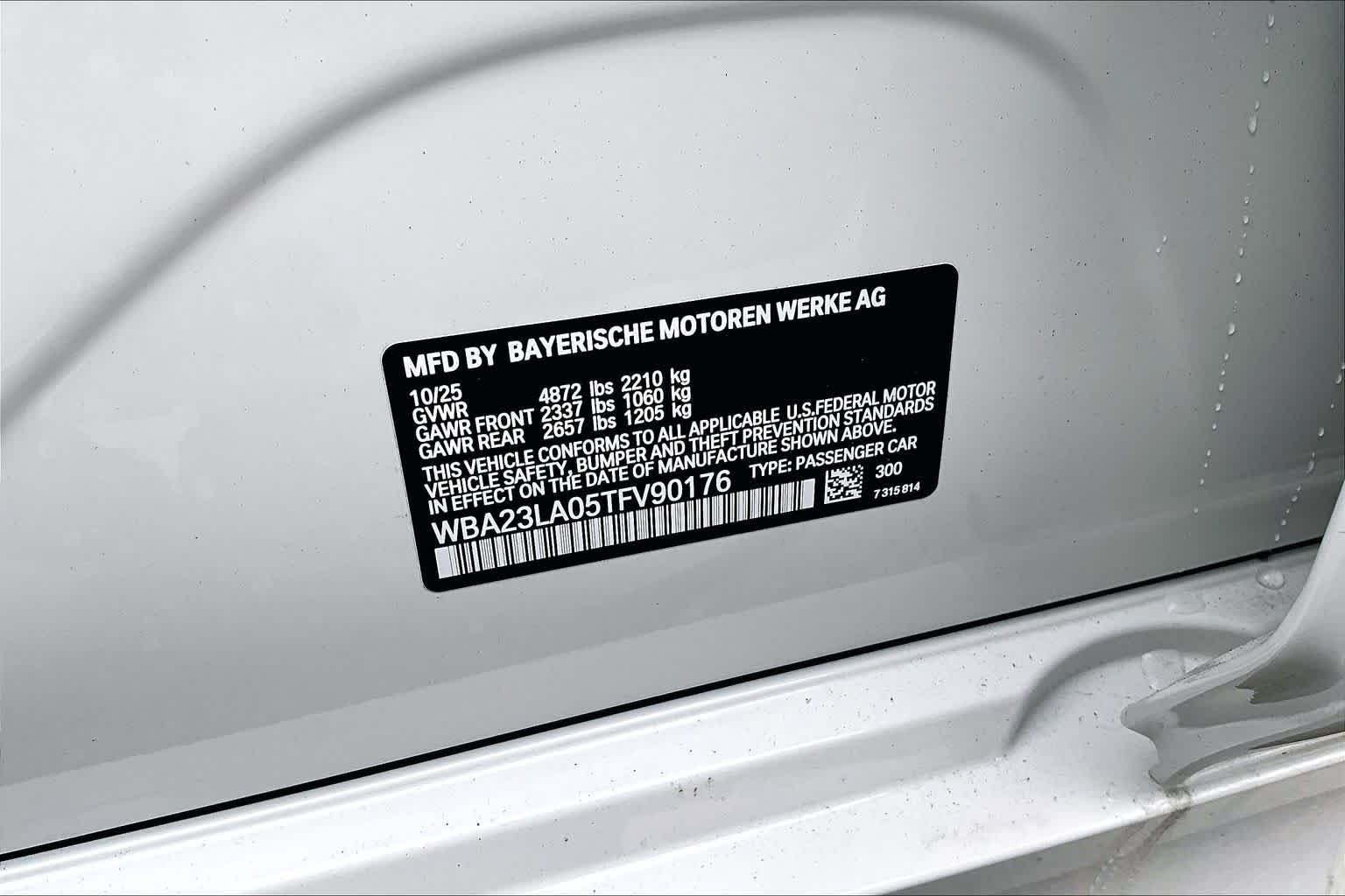 2026 BMW 3 Series 330i - Photo 18