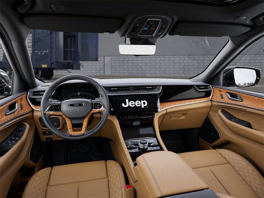 New 2026 Bright White Clear-Coat Exterior Paint Jeep Summit image 14