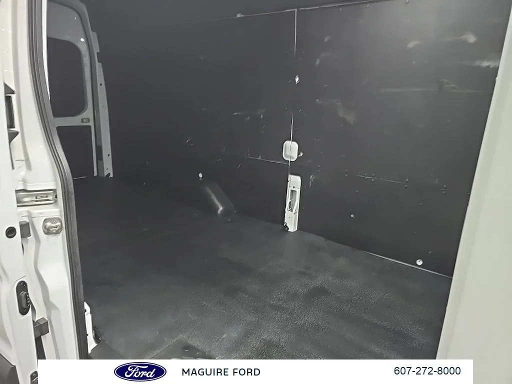 Used 2025 White Ford Base image 15