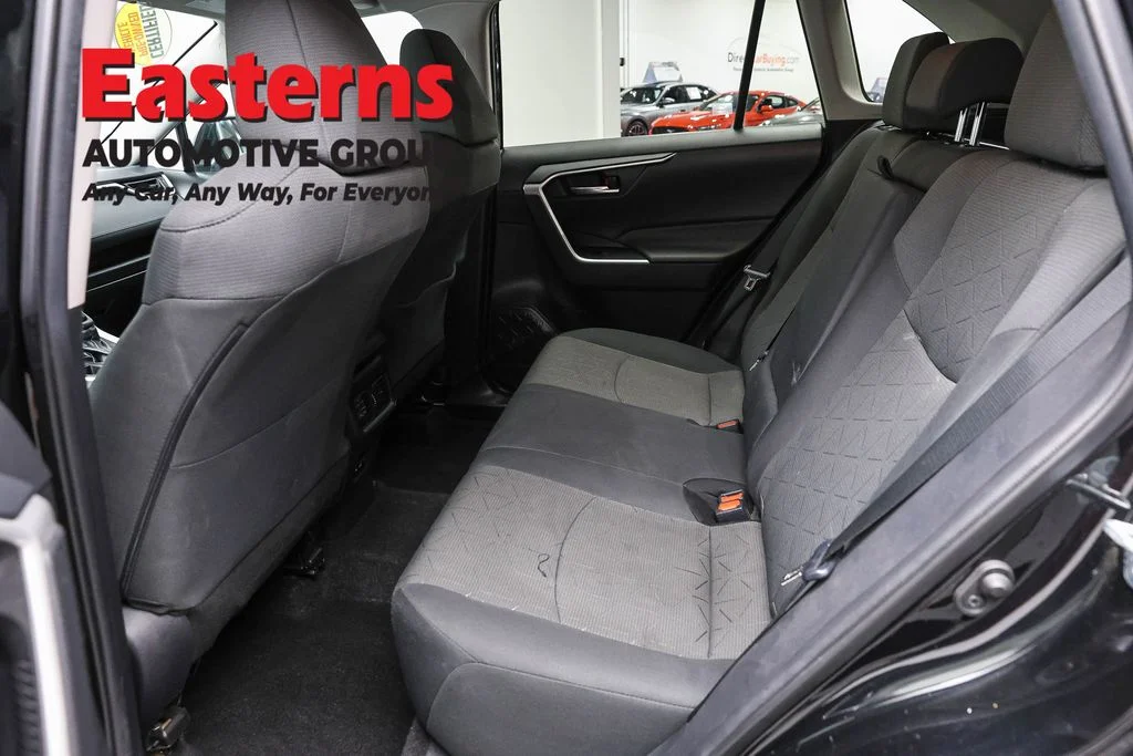Used 2021 Black Toyota XLE image 20