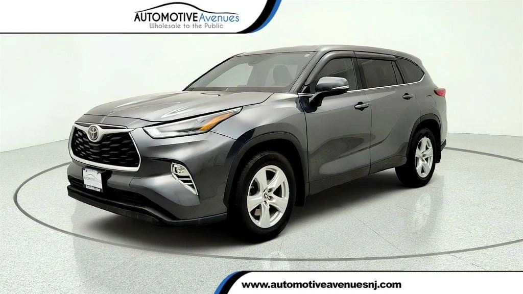 Used 2021 Magnetic Gray Metallic Toyota LE AWD image 1