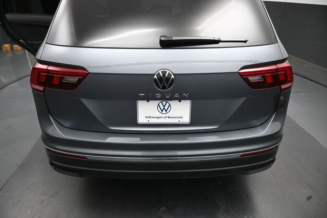 Used 2023  Volkswagen 2.0T S image 23