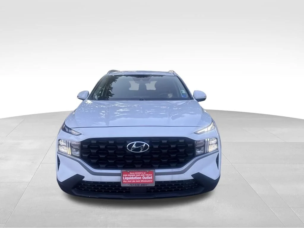 Used 2023 White Hyundai SEL image 9