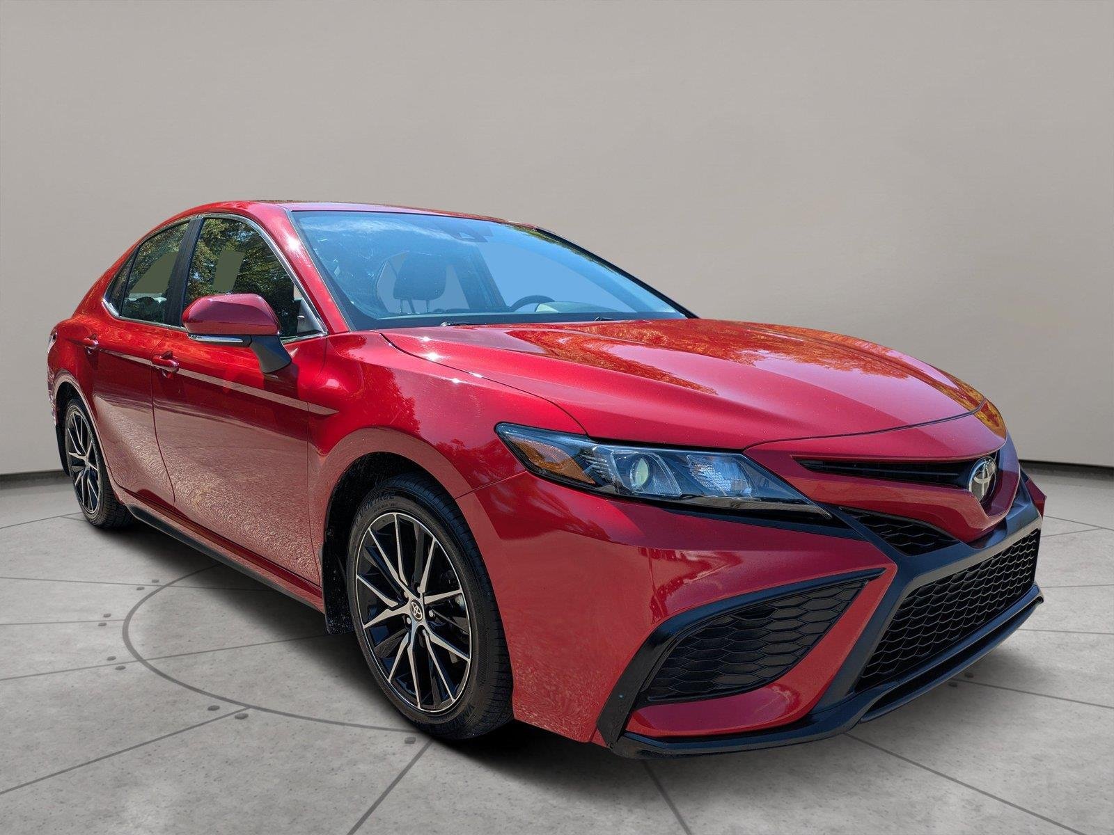 Used 2024 Supersonic Red Toyota SE image 1