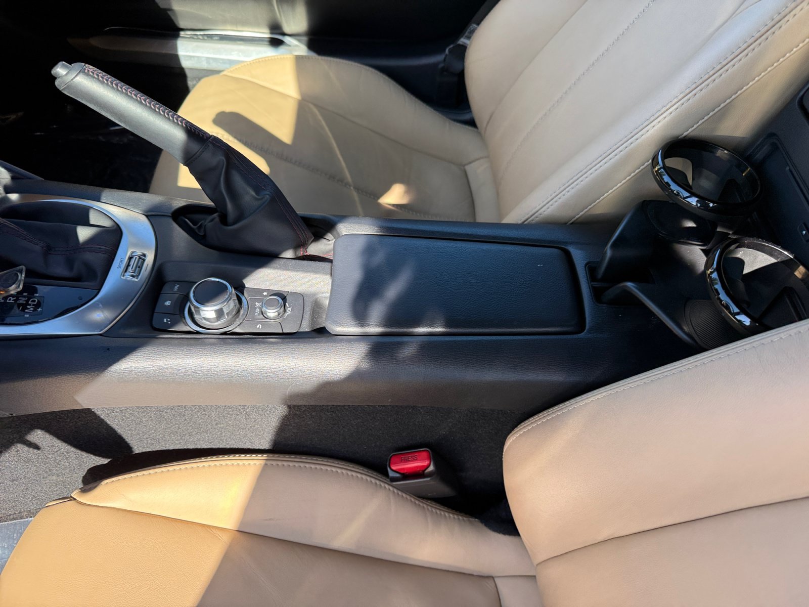 Used 2016 Meteor Gray Mazda Grand Touring image 14