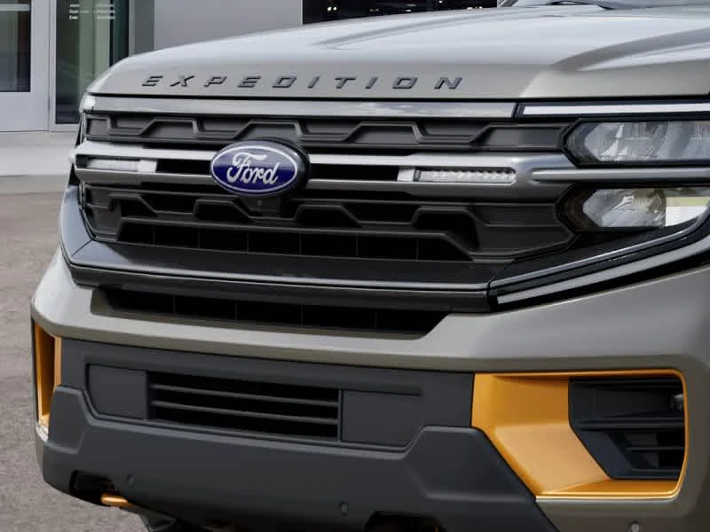 New 2027 Marsh Gray Ford Tremor® image 17