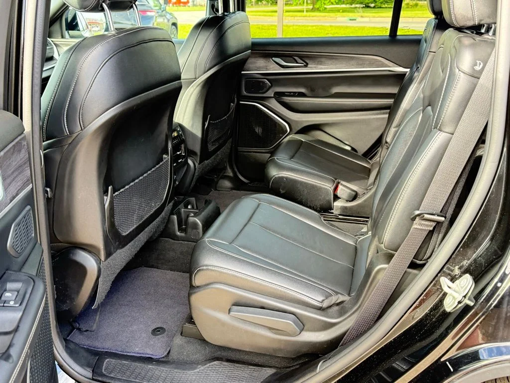 Used 2024 Black Jeep Limited image 17